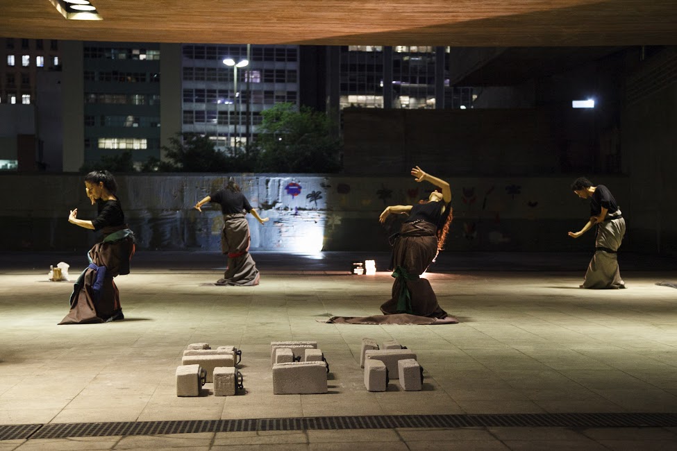 10º Visões Urbanas - Festival Internacional de Dança em Paisagens Urbanas, realizado pela Cia Artesãos do Corpo em São Paulo.  (Foto: Fábio Pazzini)